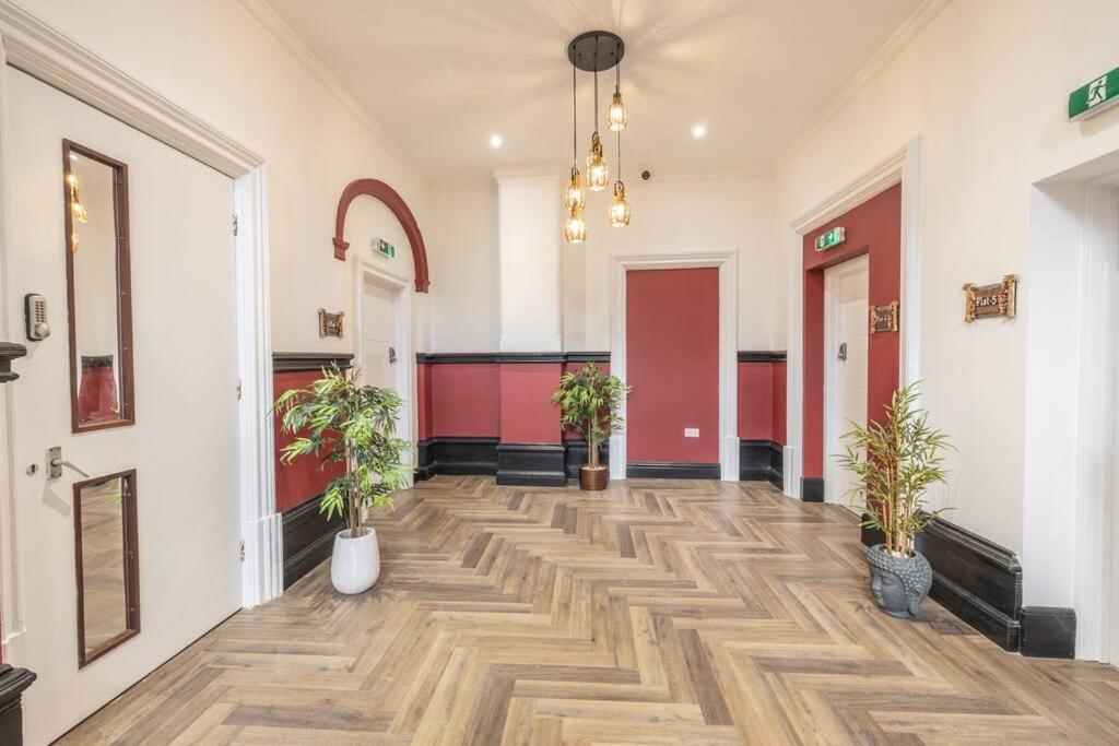 The Pocklington - The Bradgate Suite Лестер Экстерьер фото