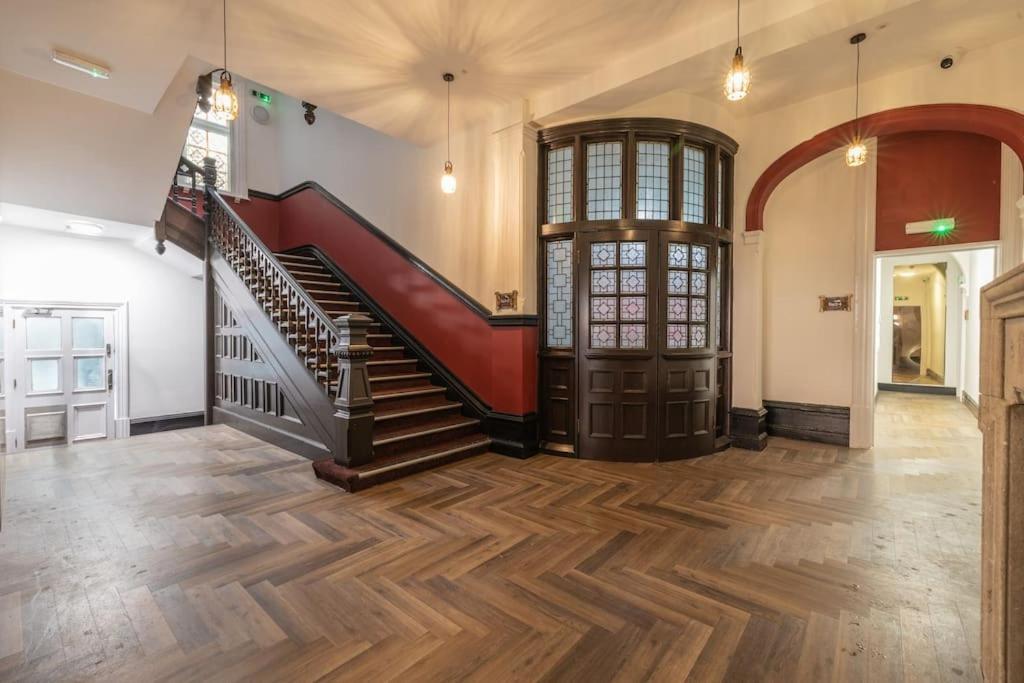 The Pocklington - The Bradgate Suite Лестер Экстерьер фото